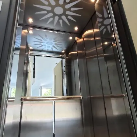 Apartment Crystal Blue