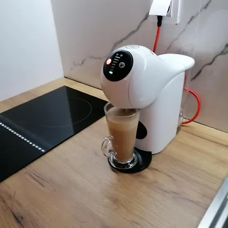 Crystal Blue Apartment *