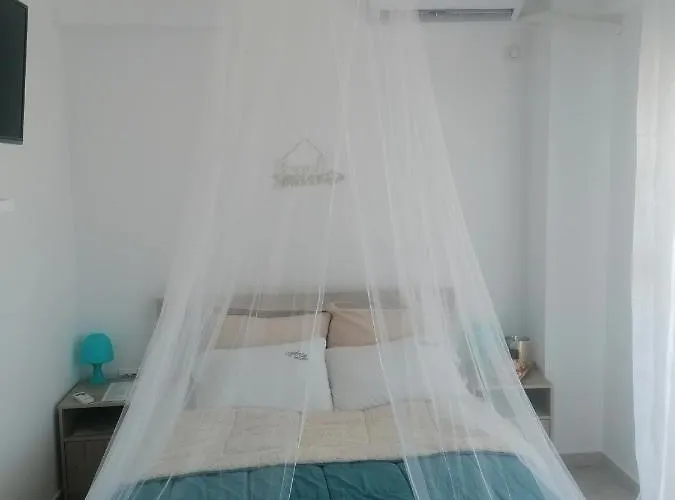 Crystal Blue * Nea Kallikrateia